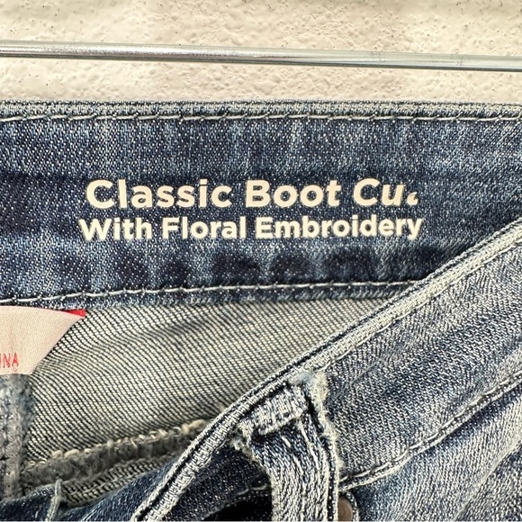 Laurie Felt Embroidered Boot Cut Jeans - Blue and Gold - Picture 6 of 10